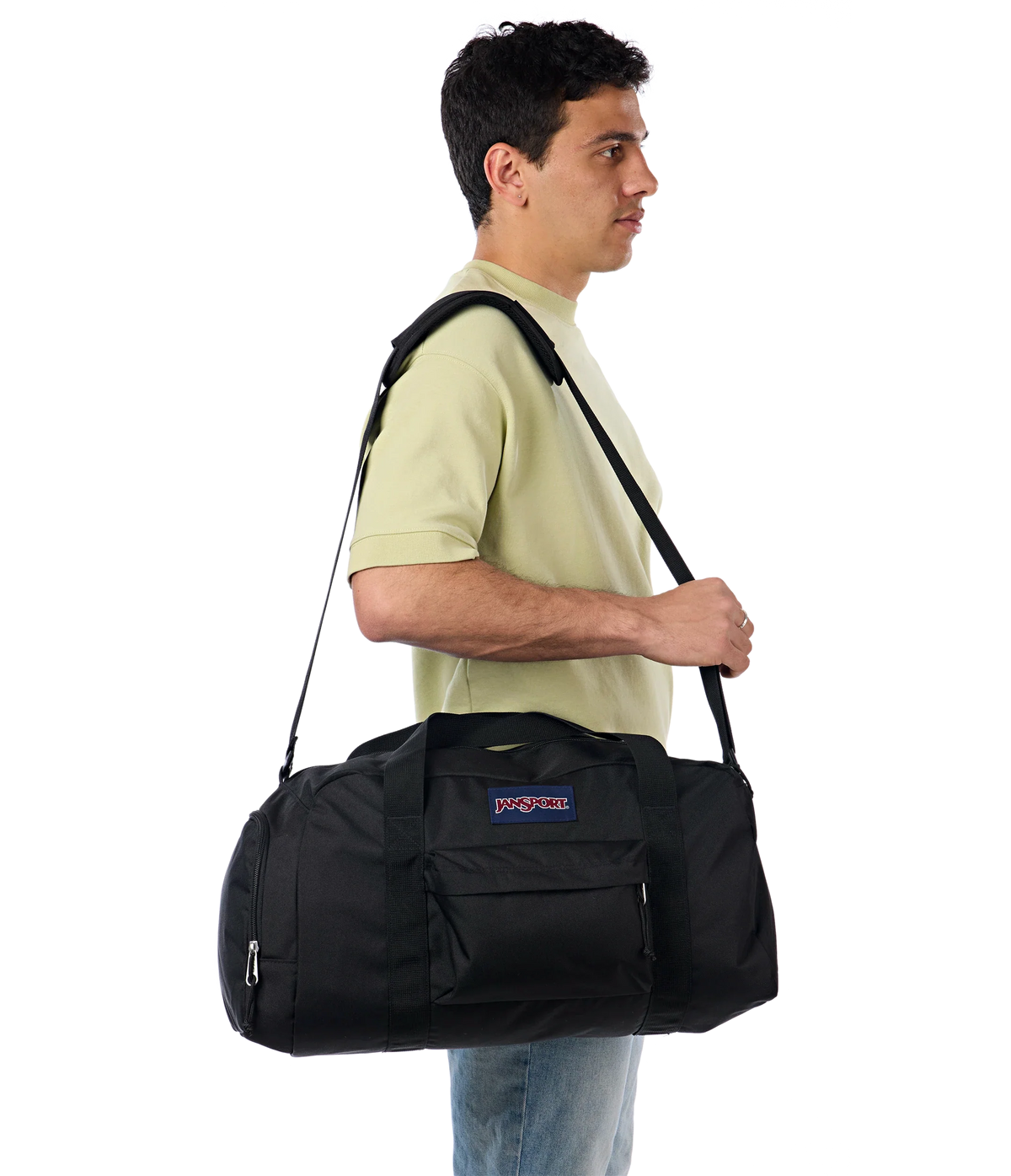 weekender-medium-duffel-f6 JS0A85VF008-MODEL.webp
