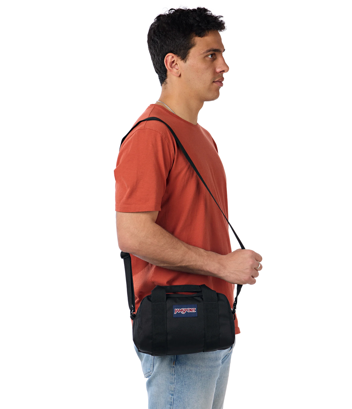 weekender-mini-duffel-t0 JS0A85VG008-MODEL.webp