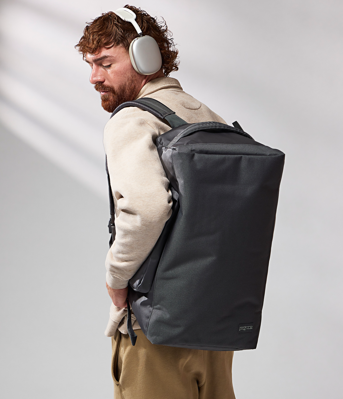 good-latitude-convertible-duffel-u6 JS0A8E8EDMX-MODEL.png